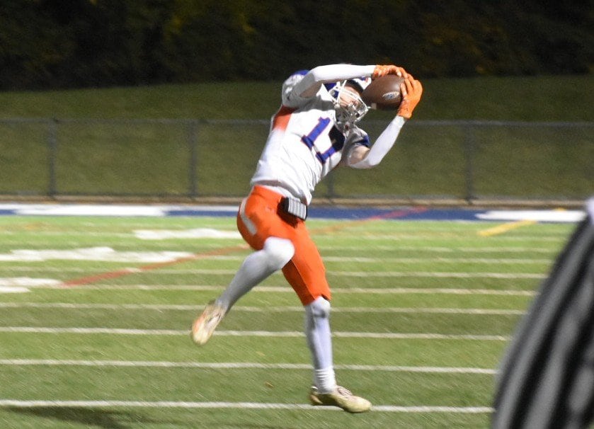 Genoa-Kingston, Hiawatha seasons end with playoff losses: Daily Chronicle football roundup — Joliet Sports news